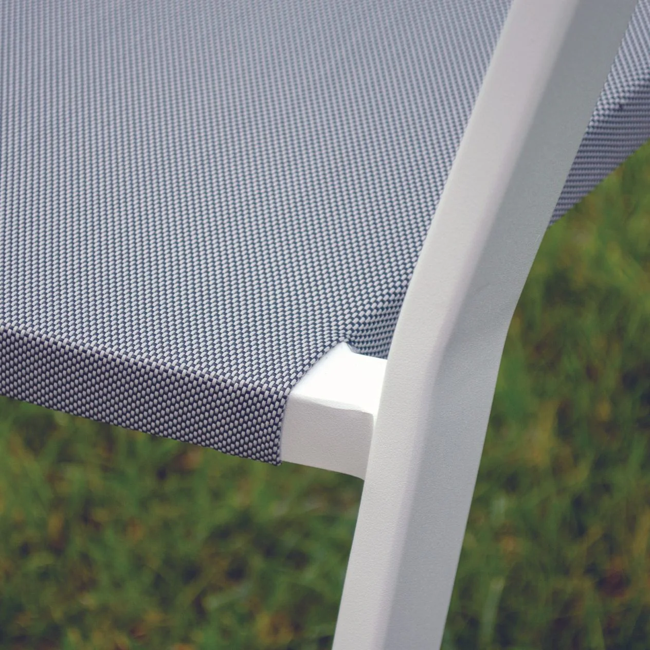 [Clearance] Last One Auto Rope Outdoor Rope Dining Chair at Moorabbin (MOR) VIC Store Only - Image 9