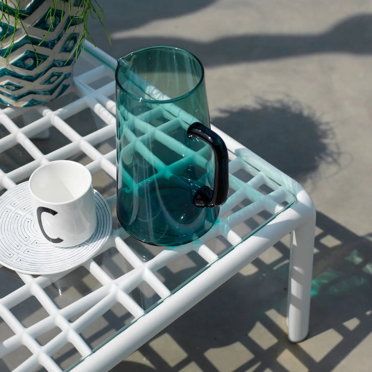 Nardi Komodo Outdoor Resin Coffee Table with Glass Top 70 cm - Image 6