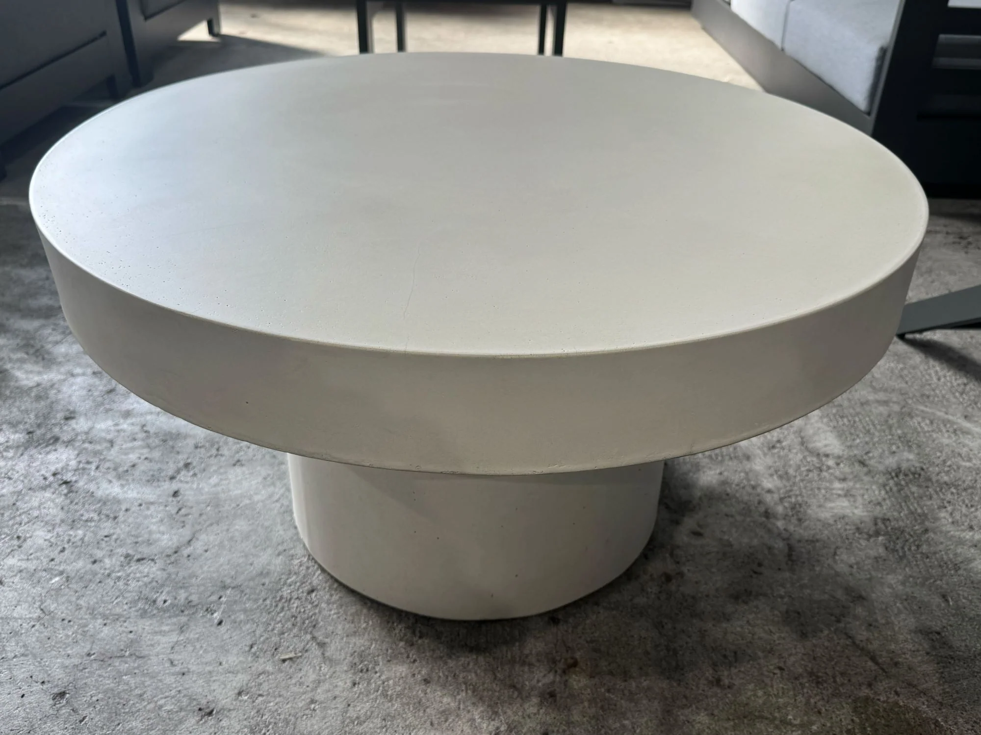 [Clearance] Zen Round Outdoor Concrete Coffee Table 90 cm at Moorabbin (MOR) VIC Store Only - Image 2