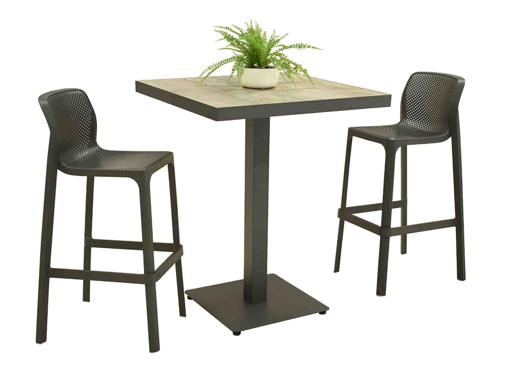Clifton Table Nardi Net Stool Outdoor Bar Setting - Image 3