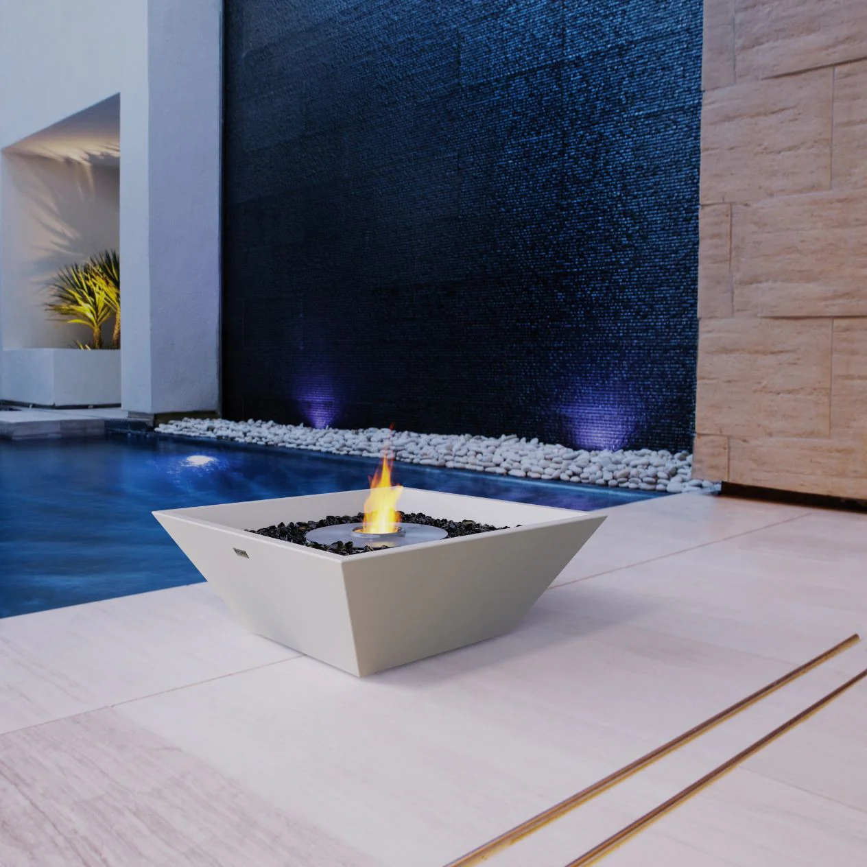 Ecosmart Nova 600 Outdoor Firepit - Image 2