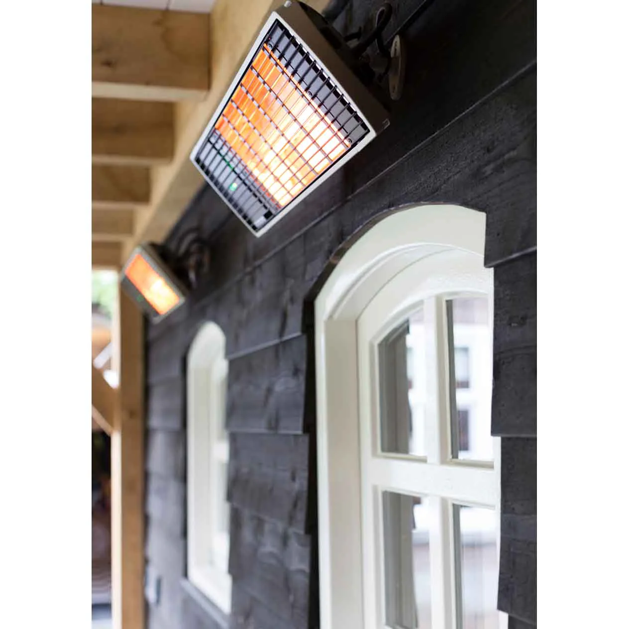 Heatscope Outdoor Spot 2800W Electric Radiant Heater - Image 2