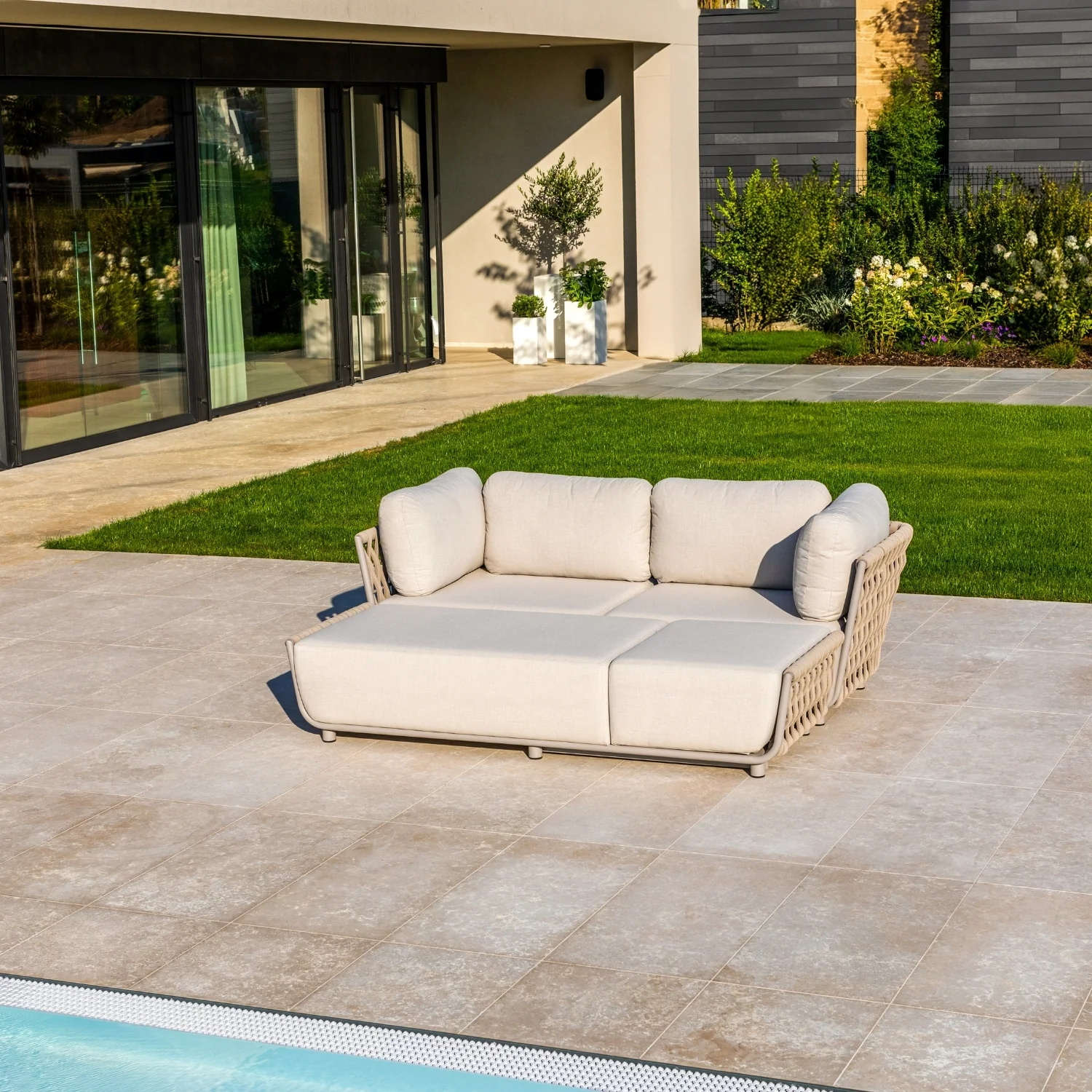 Lawson Outdoor Rope Sun Lounger - Image 10