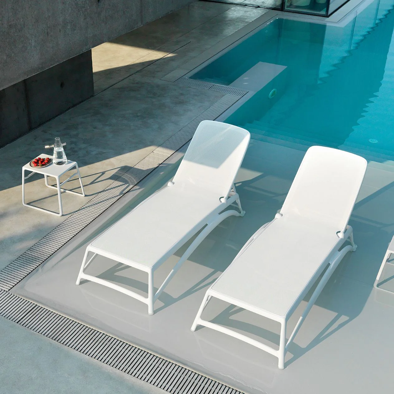 Nardi Atlantico Outdoor Resin Sun Lounger - Image 3