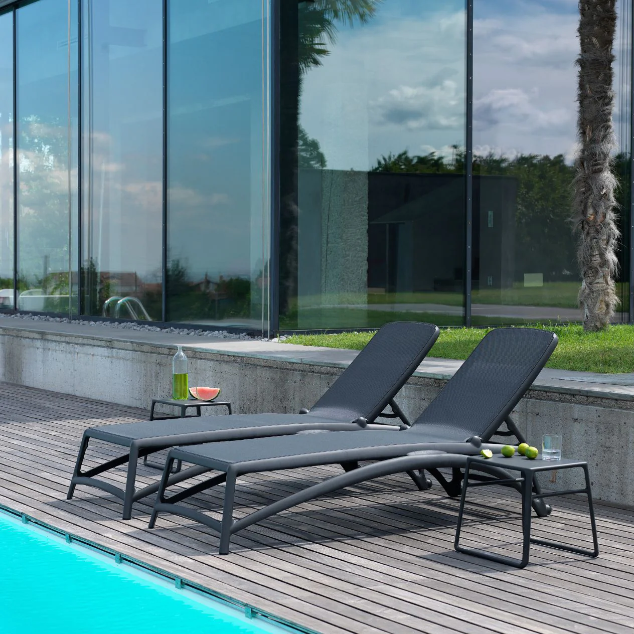 Nardi Atlantico Outdoor Resin Sun Lounger - Image 5