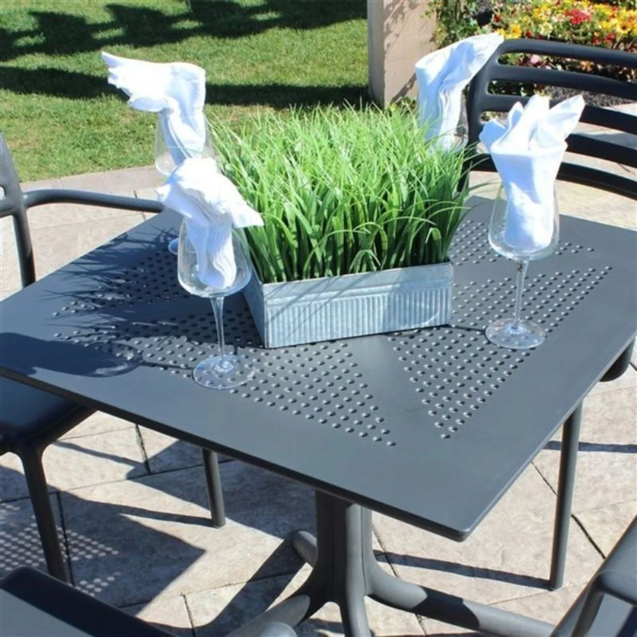 Nardi Clip Outdoor Resin Dining Table 70 cm - Image 4