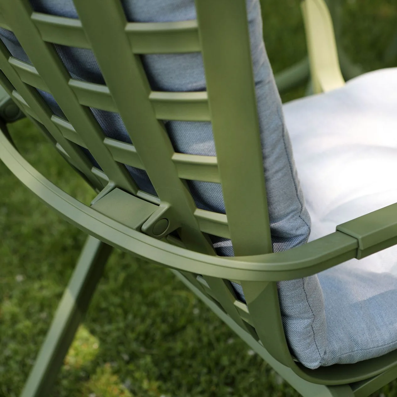 Nardi Folio Outdoor Resin Balcony Leisure Armchair - Image 11