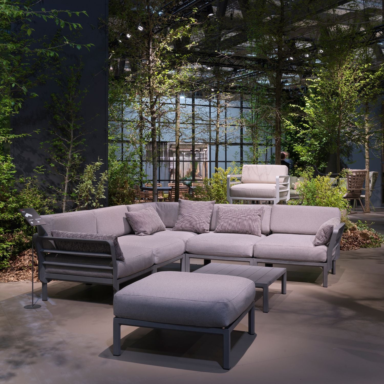 Nardi Maximo Outdoor Ottoman - Image 3