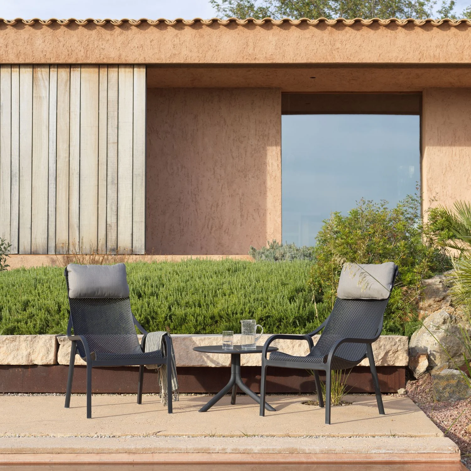Nardi Net Outdoor Resin Balcony Lounge Chair - Image 11