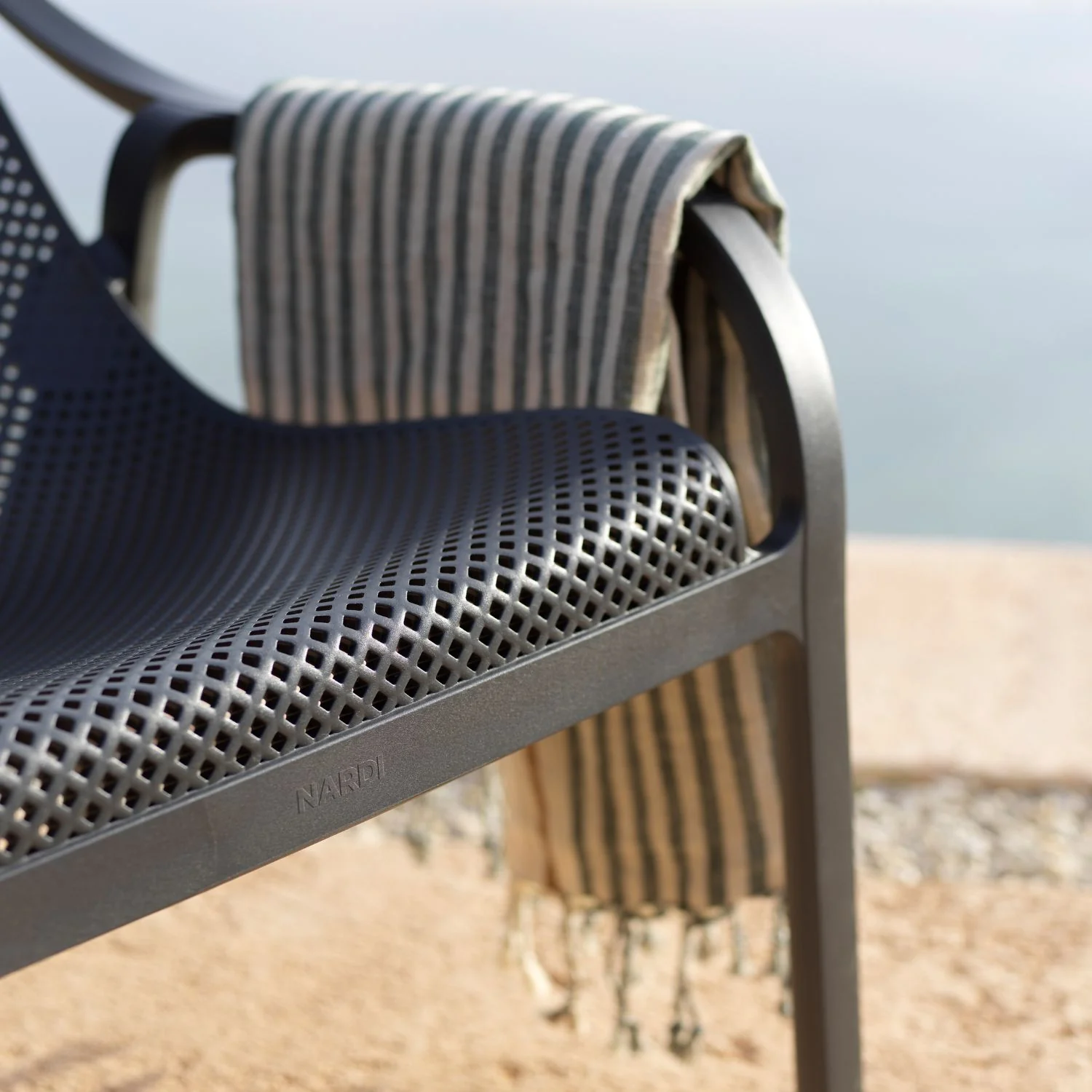 Nardi Net Outdoor Resin Balcony Lounge Chair - Image 14