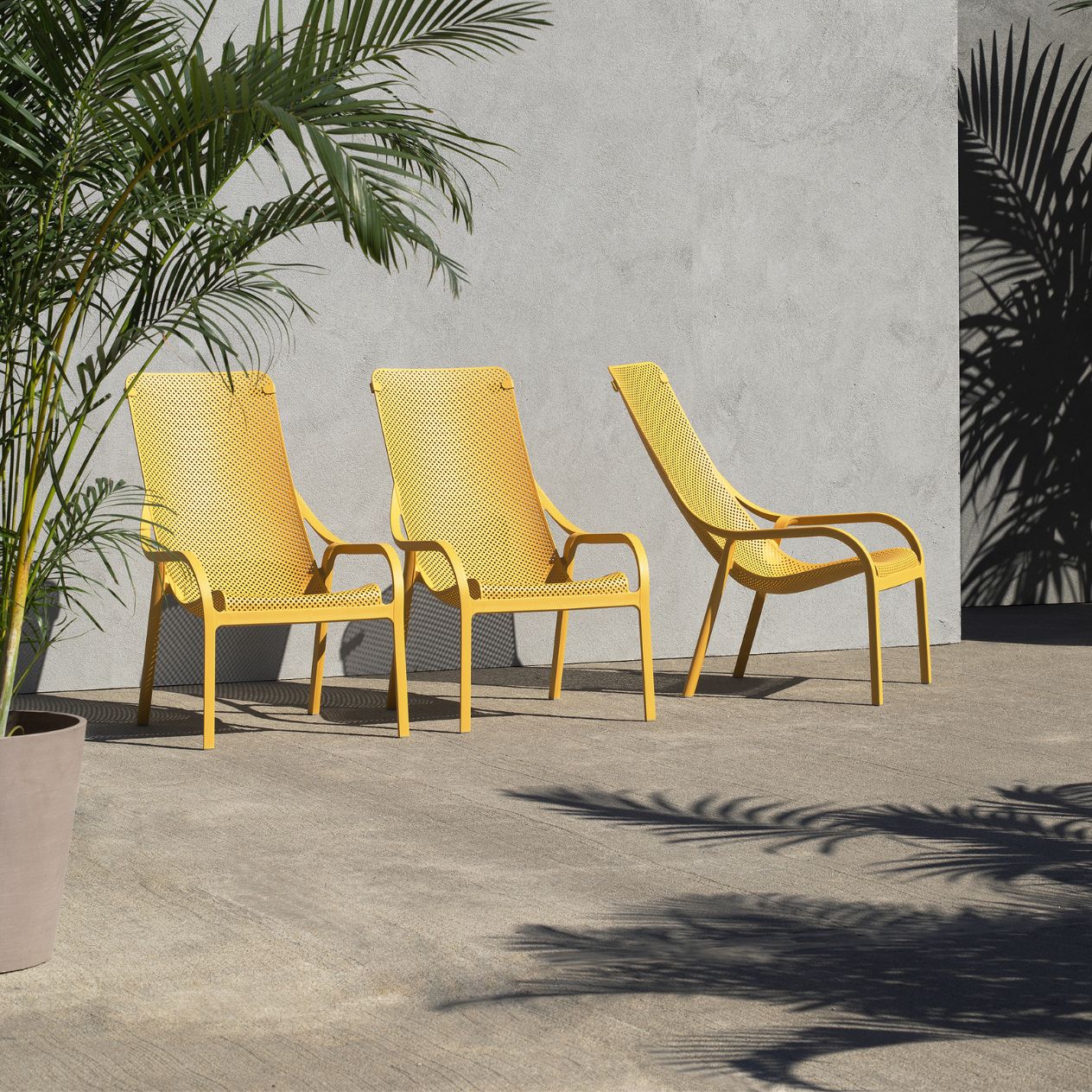 Nardi Net Outdoor Resin Balcony Lounge Chair - Image 4