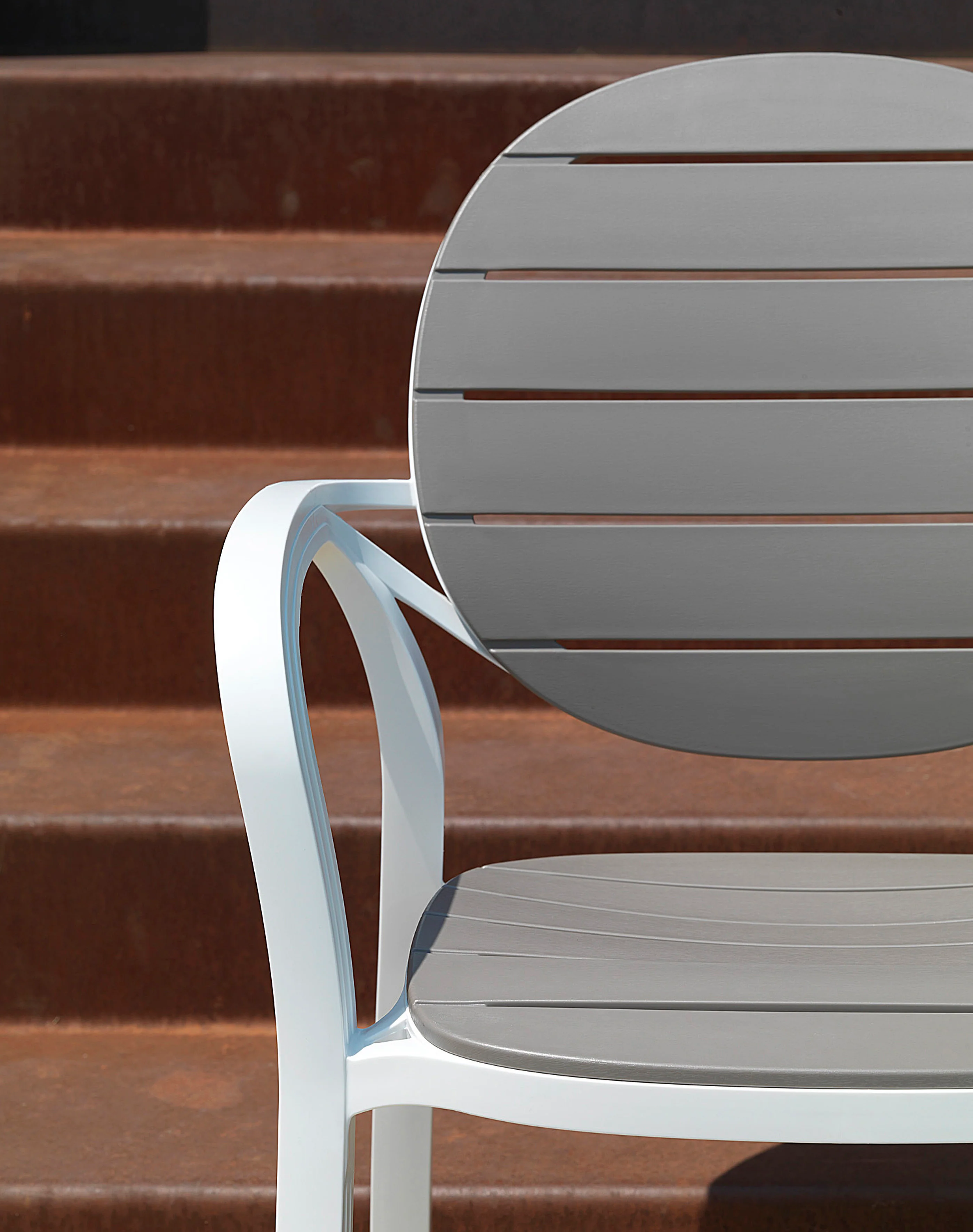 Nardi Palma Outdoor Resin Dining Chair - Image 4