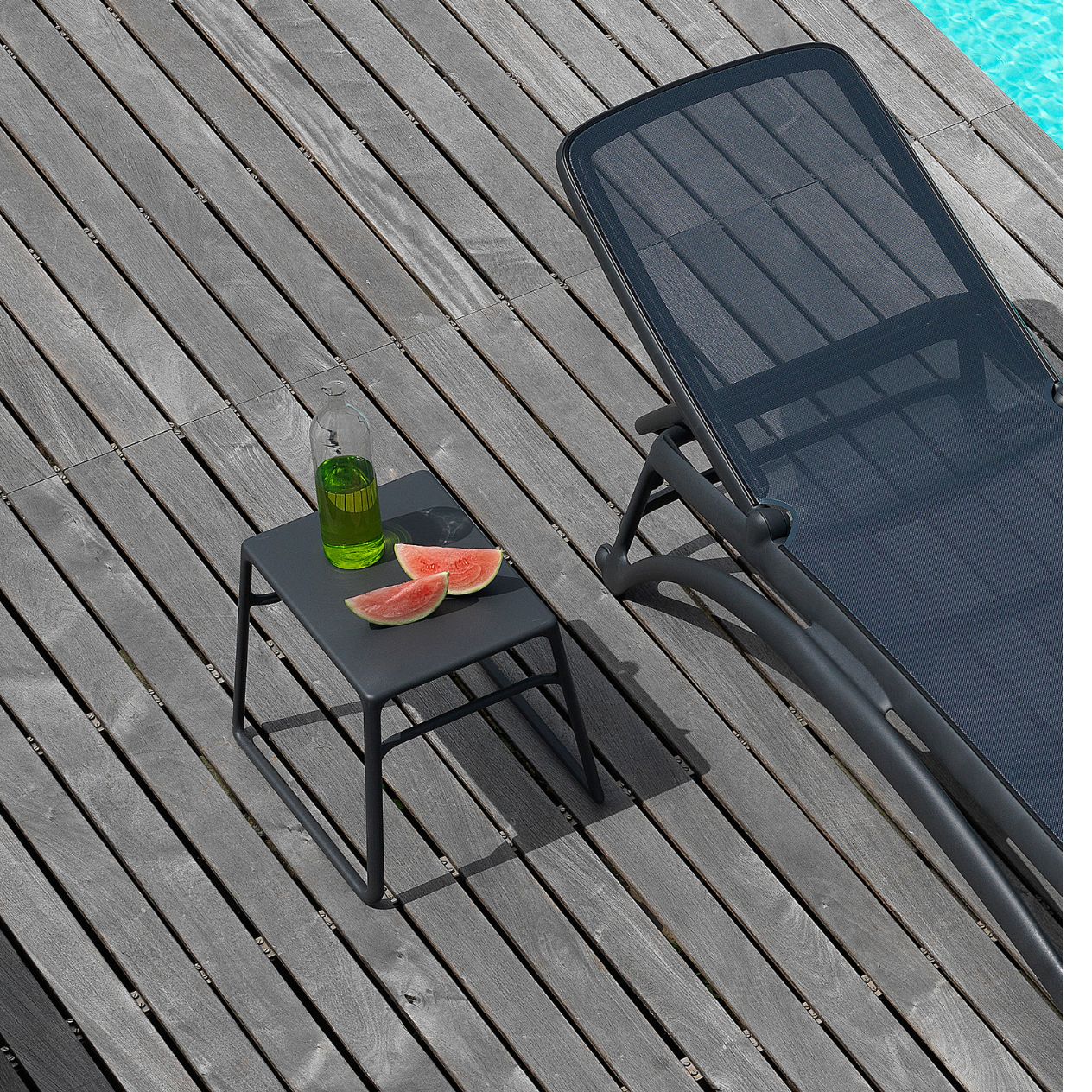 Nardi Pop Outdoor Resin Coffee Table 39.5 cm - Image 5