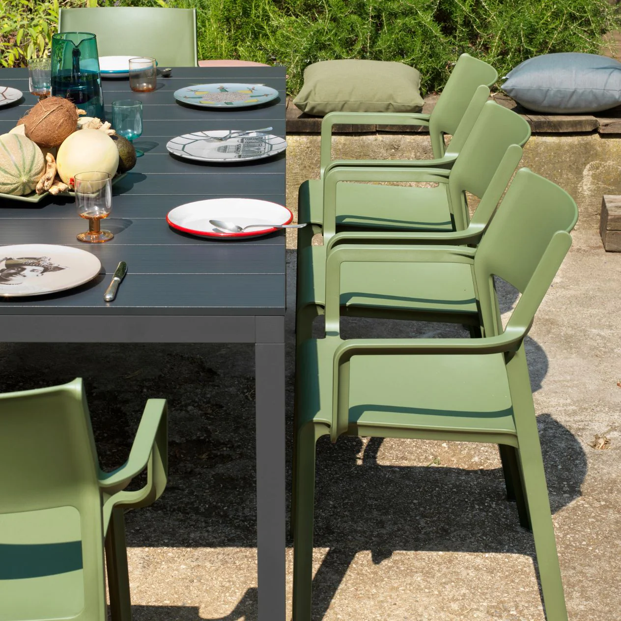 Nardi Trill Outdoor Resin Dining Armchair - Image 4