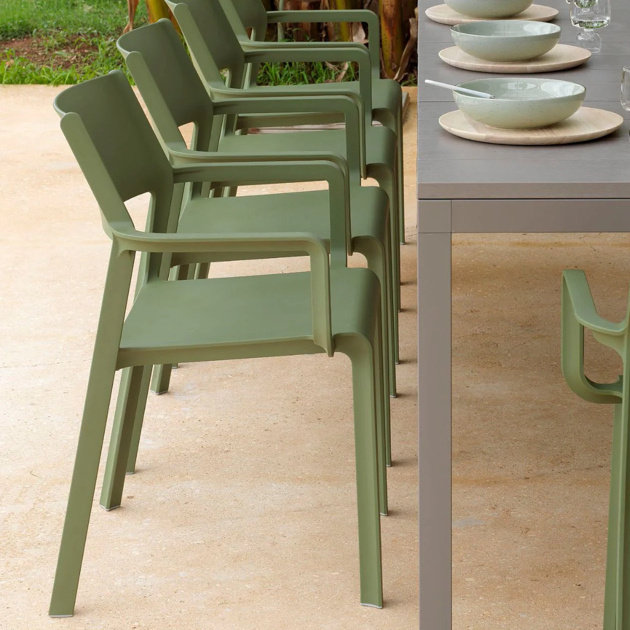 Nardi Trill Outdoor Resin Dining Armchair - Image 3
