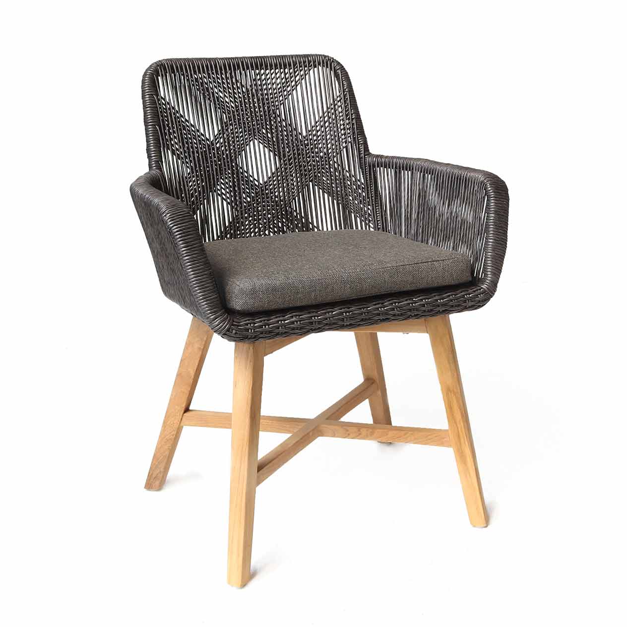 Zen Round Table Armenia Wicker Chair Outdoor Dining Setting - Image 9